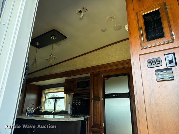 image for item FK3397 2017 Jayco Eagle camper