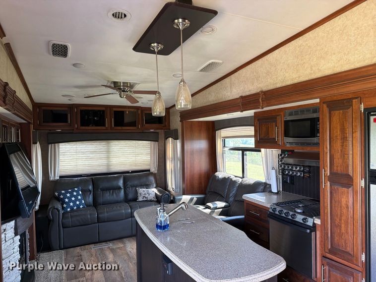 image for item FK3397 2017 Jayco Eagle camper