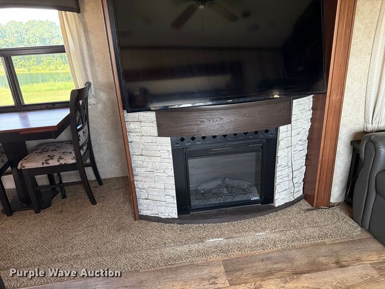 image for item FK3397 2017 Jayco Eagle camper