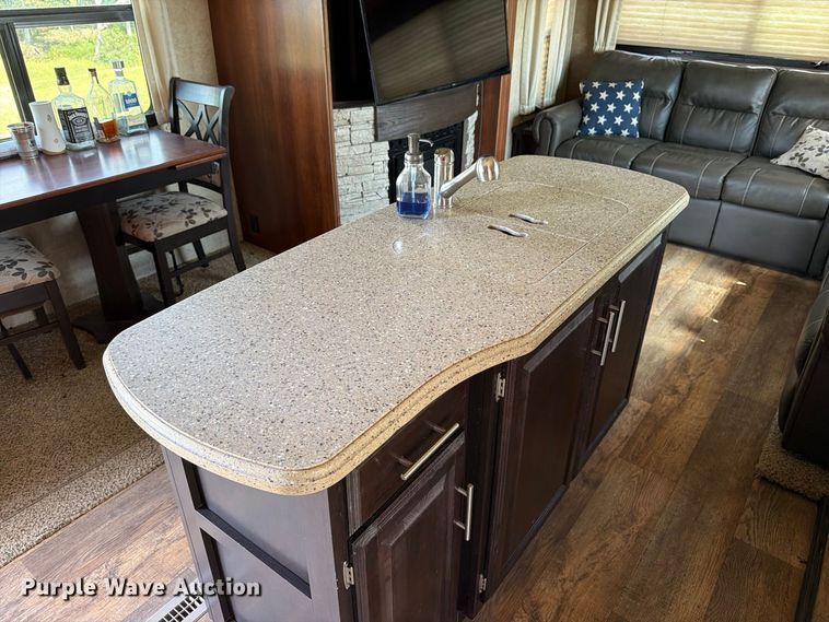 image for item FK3397 2017 Jayco Eagle camper