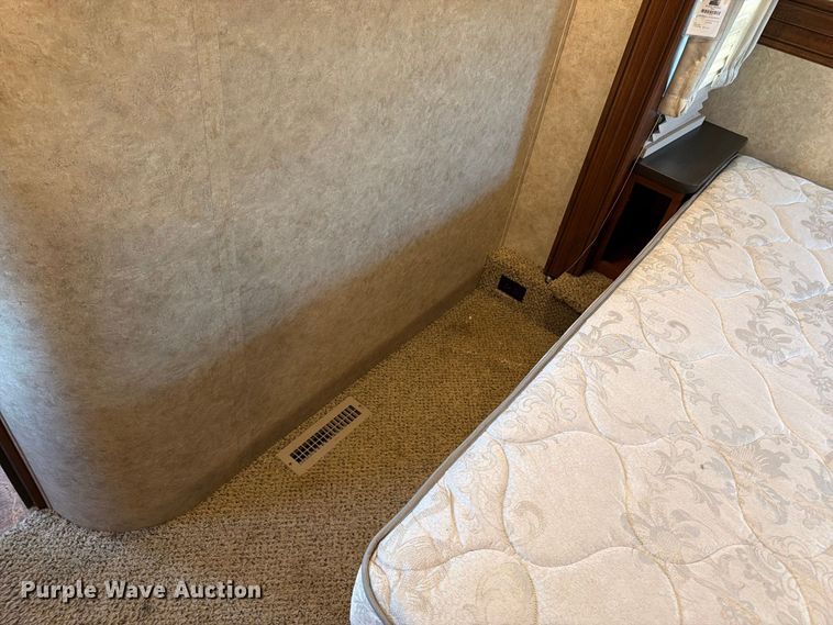 image for item FK3397 2017 Jayco Eagle camper