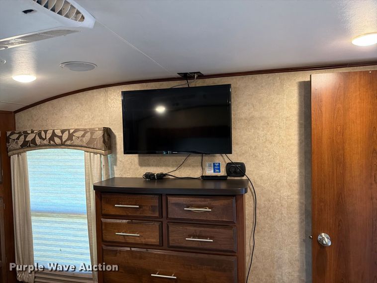 image for item FK3397 2017 Jayco Eagle camper