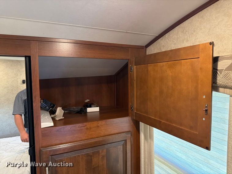 image for item FK3397 2017 Jayco Eagle camper