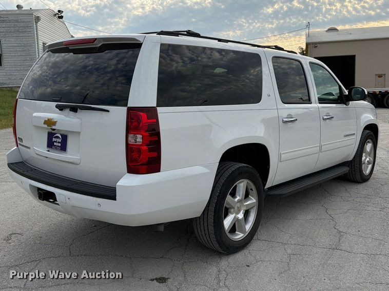 image for item FK3398 2014 Chevrolet Suburban LT SUV