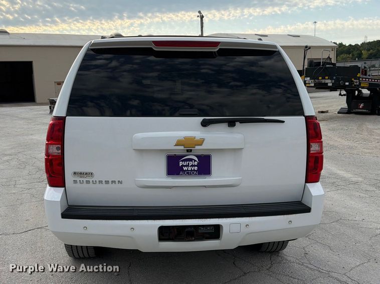 image for item FK3398 2014 Chevrolet Suburban LT SUV