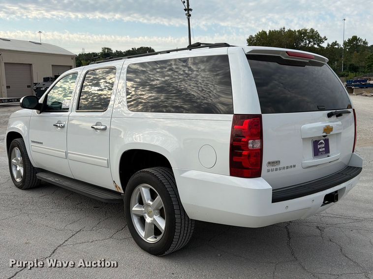 image for item FK3398 2014 Chevrolet Suburban LT SUV