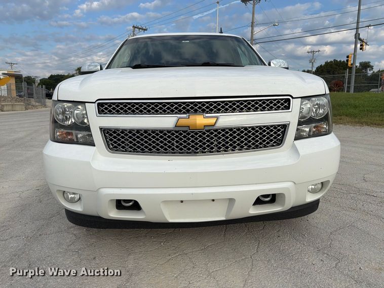 image for item FK3398 2014 Chevrolet Suburban LT SUV