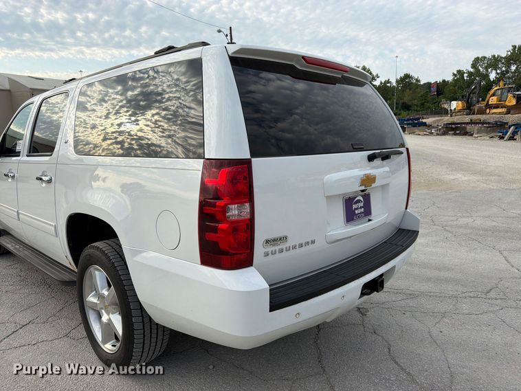 image for item FK3398 2014 Chevrolet Suburban LT SUV