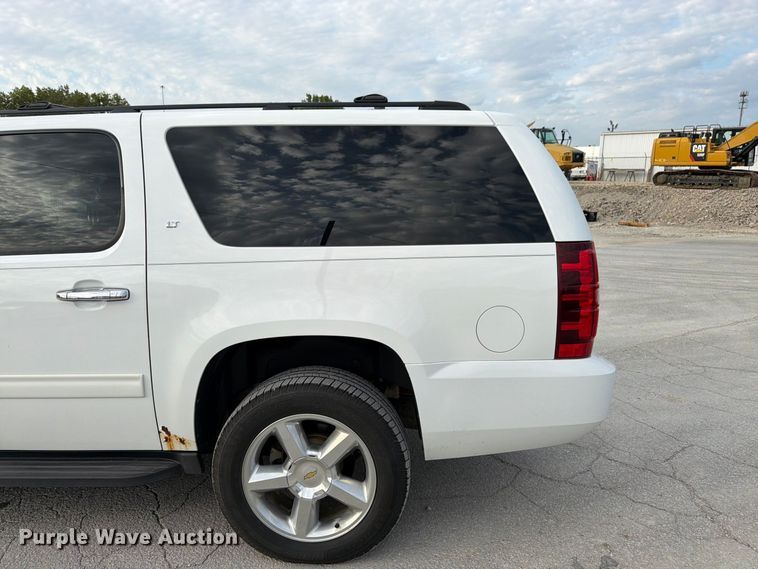 image for item FK3398 2014 Chevrolet Suburban LT SUV