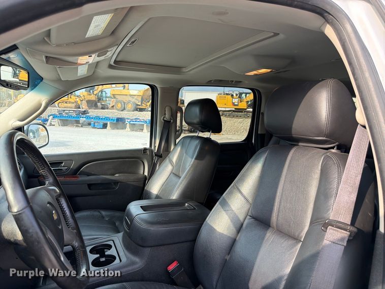 image for item FK3398 2014 Chevrolet Suburban LT SUV