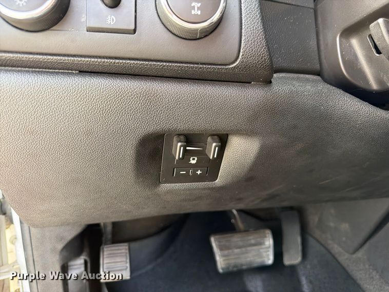 image for item FK3398 2014 Chevrolet Suburban LT SUV