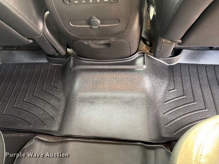image for item FK3398 2014 Chevrolet Suburban LT SUV
