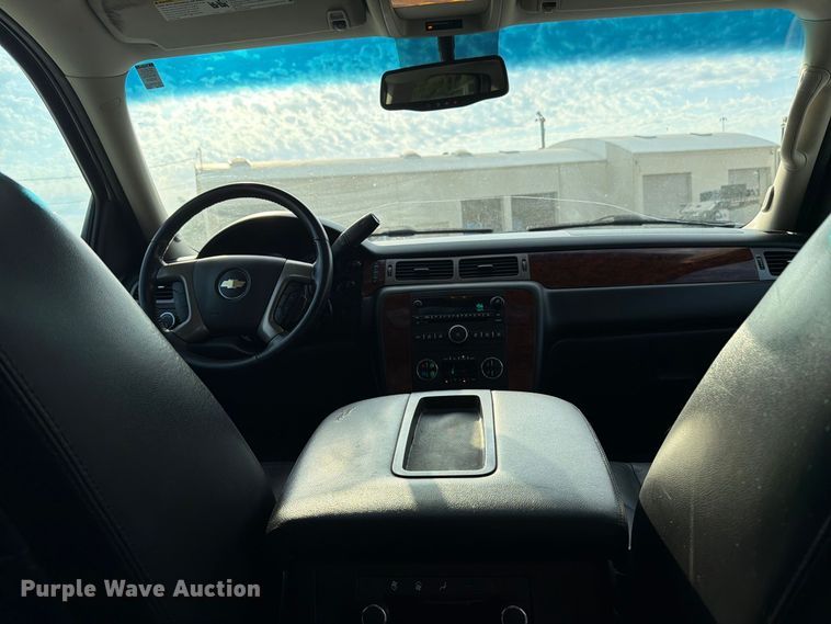 image for item FK3398 2014 Chevrolet Suburban LT SUV