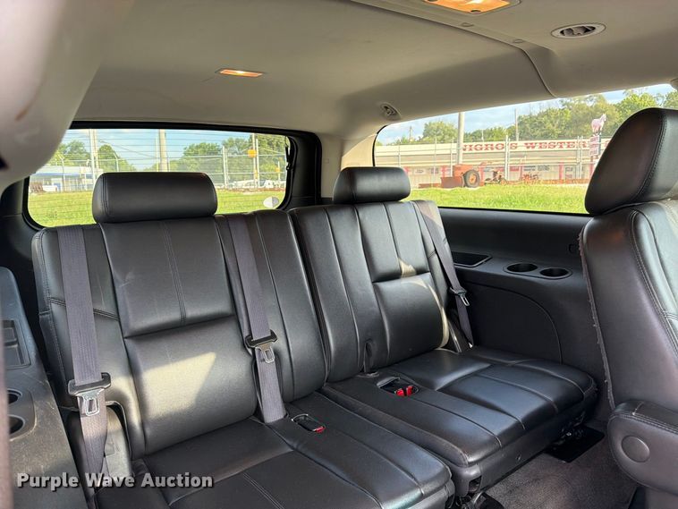 image for item FK3398 2014 Chevrolet Suburban LT SUV
