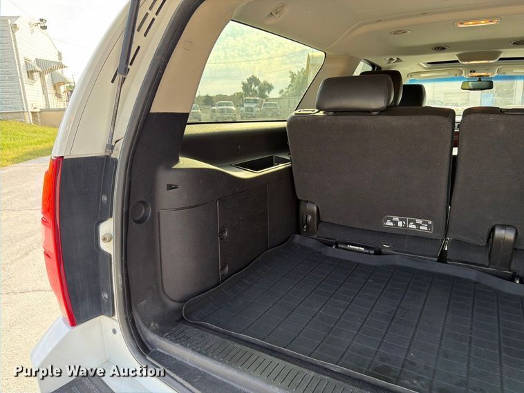 image for item FK3398 2014 Chevrolet Suburban LT SUV