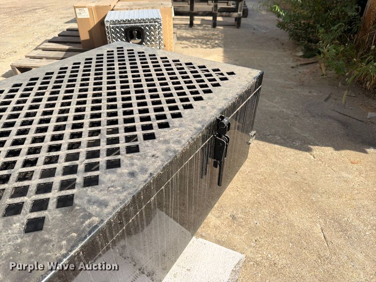 image for item FK3429 Tank Holder
