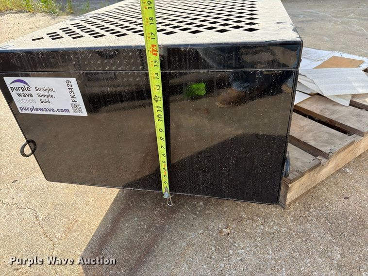 image for item FK3429 Tank Holder