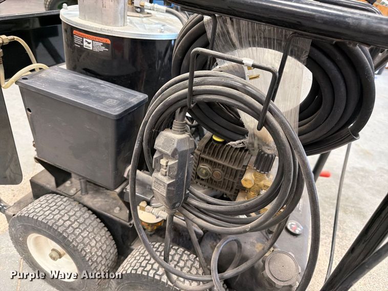 image for item FK3453 Mi-T-M HSE-2003-0MG10 pressure washer