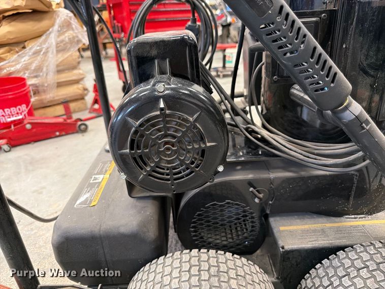 image for item FK3453 Mi-T-M HSE-2003-0MG10 pressure washer