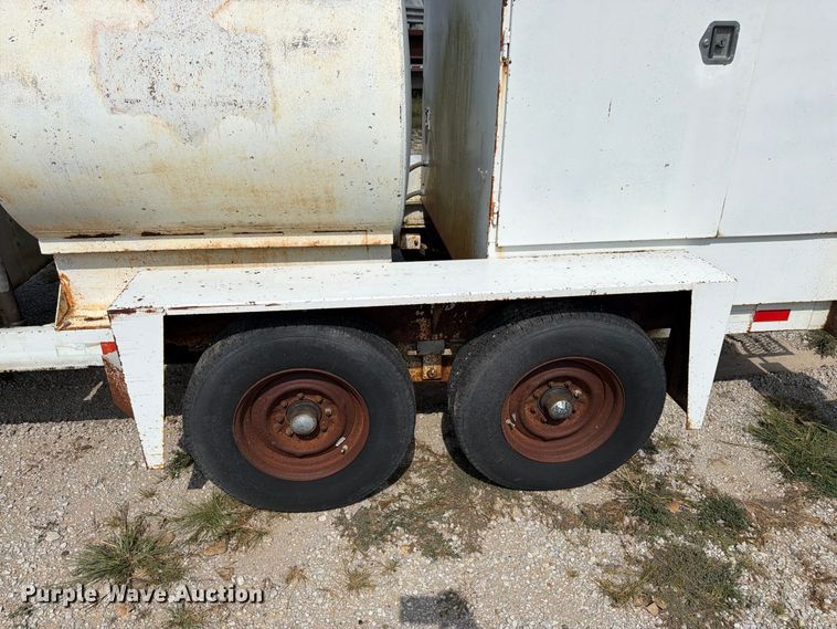 image for item FK3457 1998 Kiefer 500 tank trailer