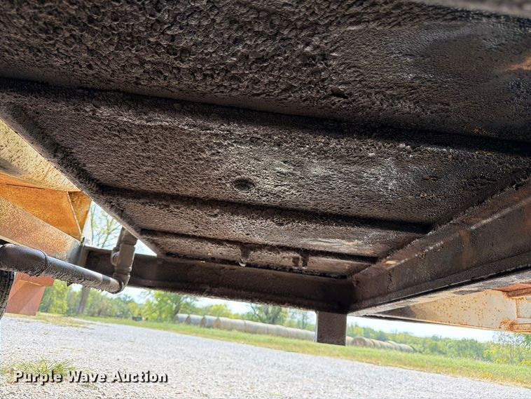 image for item FK3457 1998 Kiefer 500 tank trailer