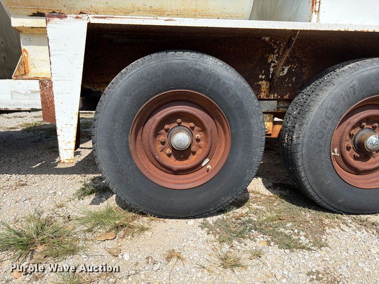 image for item FK3457 1998 Kiefer 500 tank trailer