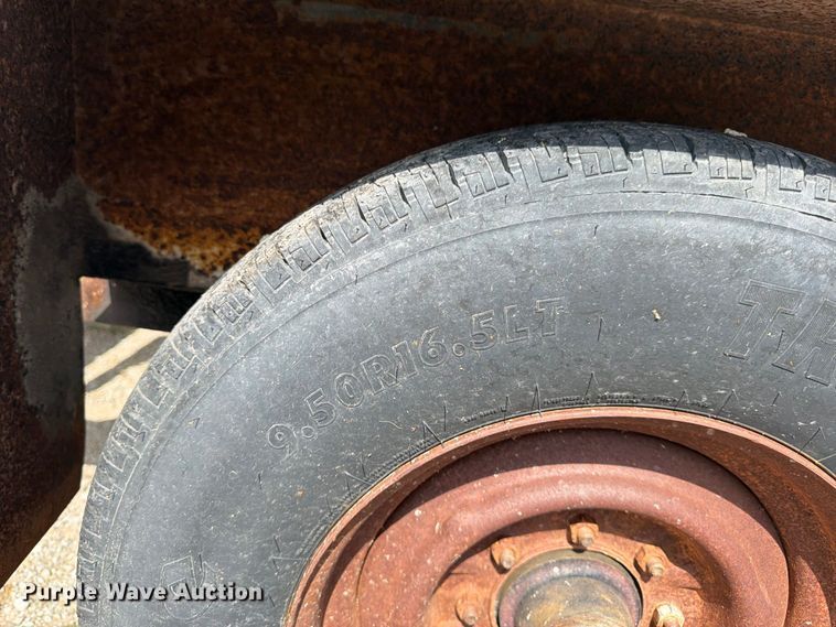 image for item FK3457 1998 Kiefer 500 tank trailer