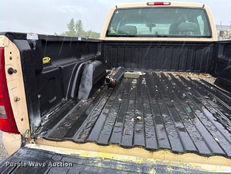 image for item FK3458 2004 Chevrolet Silverado Ext. Cab pickup truck