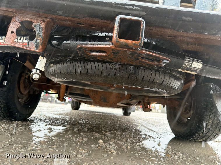 image for item FK3458 2004 Chevrolet Silverado Ext. Cab pickup truck