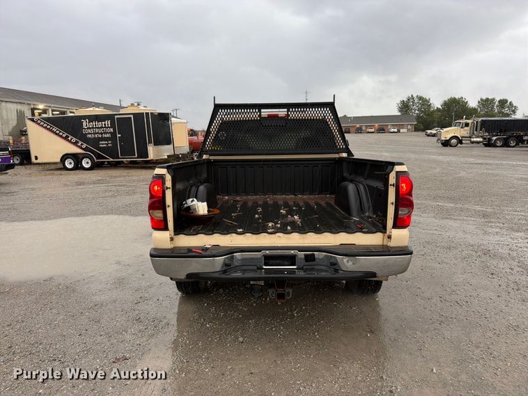 image for item FK3459 2007 Chevrolet Silverado 1500 Ext. Cab pickup truck