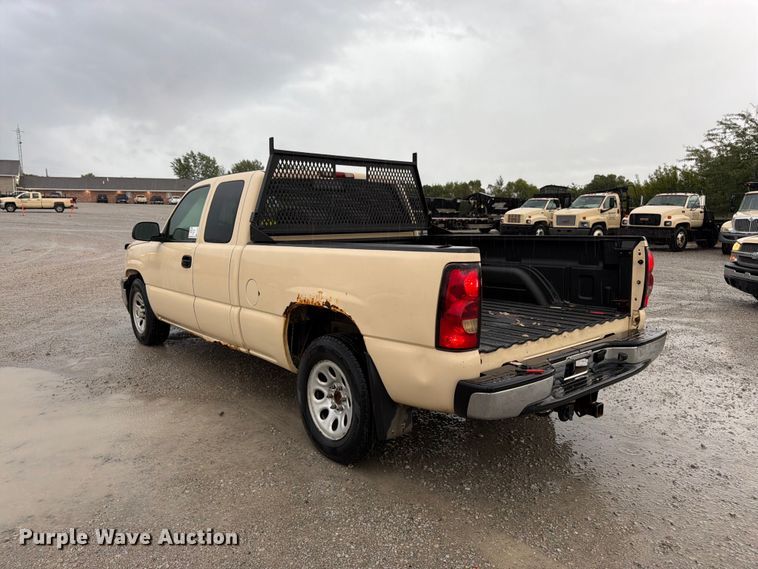 image for item FK3459 2007 Chevrolet Silverado 1500 Ext. Cab pickup truck