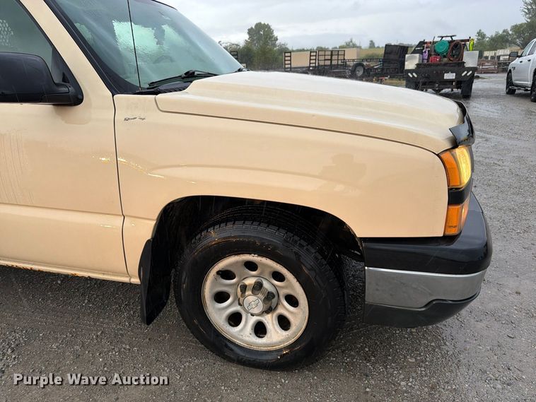 image for item FK3459 2007 Chevrolet Silverado 1500 Ext. Cab pickup truck