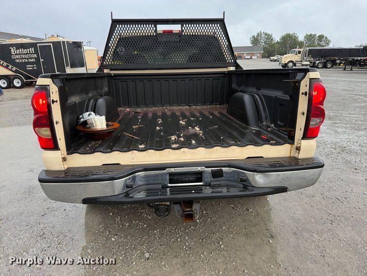 image for item FK3459 2007 Chevrolet Silverado 1500 Ext. Cab pickup truck
