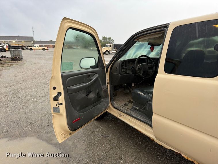 image for item FK3459 2007 Chevrolet Silverado 1500 Ext. Cab pickup truck