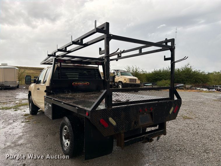 image for item FK3460 2008 Chevrolet Silverado 2500HD Ext. Cab flatbed pickup truck