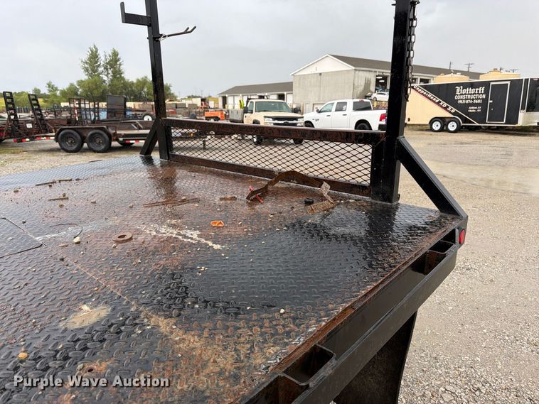 image for item FK3460 2008 Chevrolet Silverado 2500HD Ext. Cab flatbed pickup truck