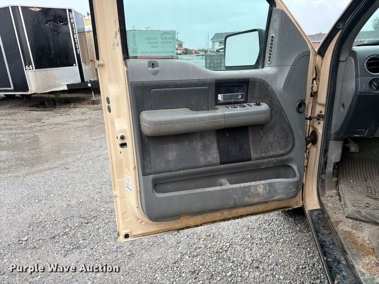 image for item FK3461 2006 Ford F150 Crew Cab pickup truck