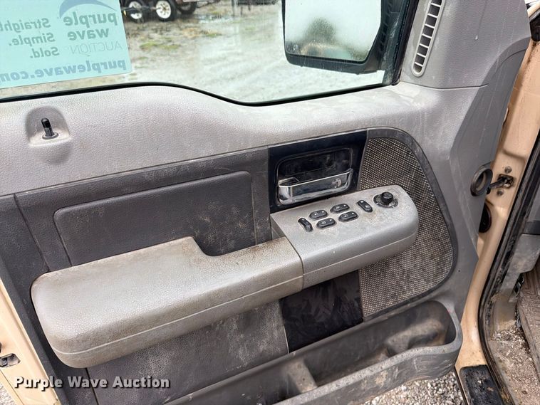 image for item FK3461 2006 Ford F150 Crew Cab pickup truck