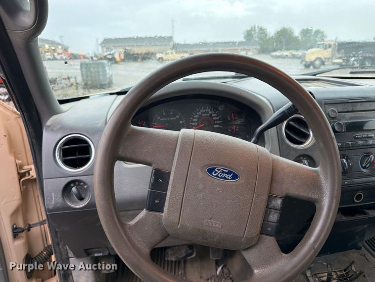 image for item FK3461 2006 Ford F150 Crew Cab pickup truck