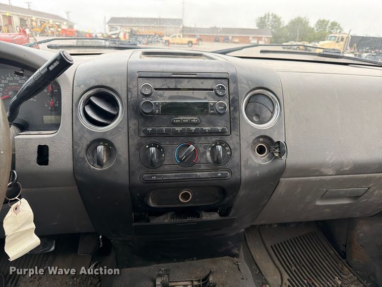 image for item FK3461 2006 Ford F150 Crew Cab pickup truck