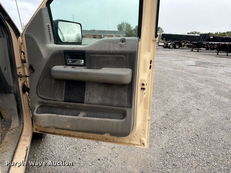 image for item FK3461 2006 Ford F150 Crew Cab pickup truck
