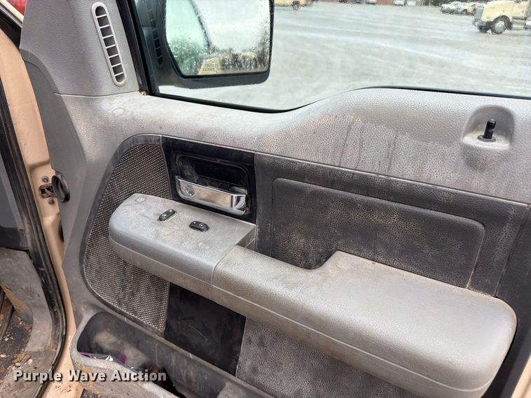 image for item FK3461 2006 Ford F150 Crew Cab pickup truck