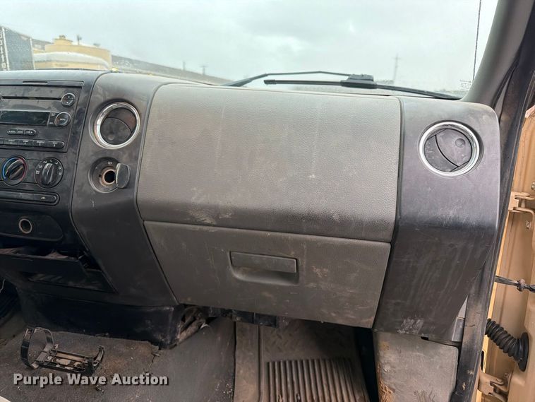 image for item FK3461 2006 Ford F150 Crew Cab pickup truck