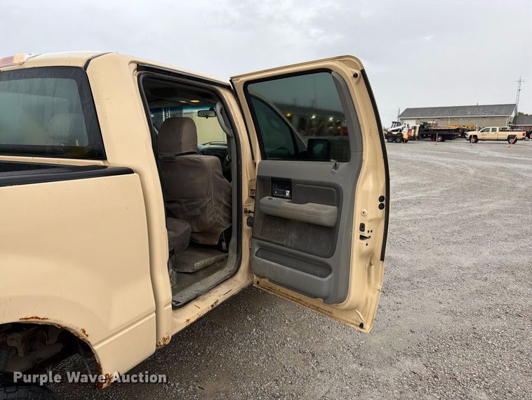 image for item FK3461 2006 Ford F150 Crew Cab pickup truck