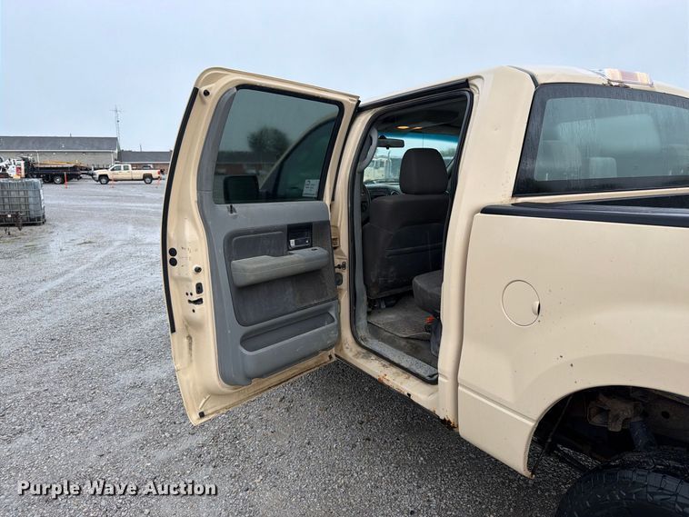image for item FK3461 2006 Ford F150 Crew Cab pickup truck