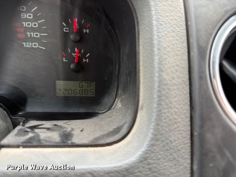 image for item FK3461 2006 Ford F150 Crew Cab pickup truck