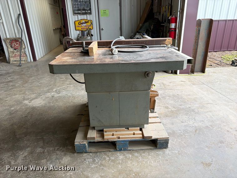 image for item FK3612 2002 Invicta Delta 36789 table saw