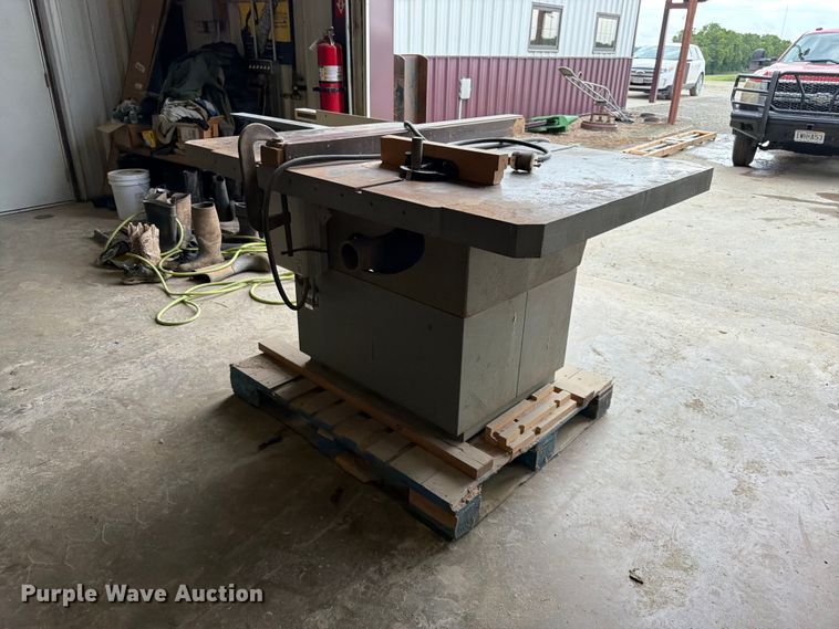 image for item FK3612 2002 Invicta Delta 36789 table saw