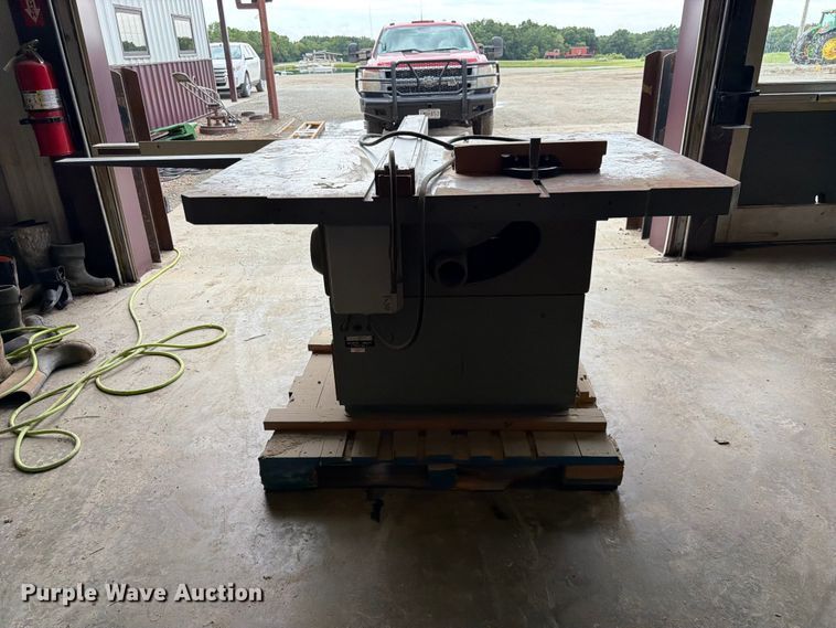 image for item FK3612 2002 Invicta Delta 36789 table saw