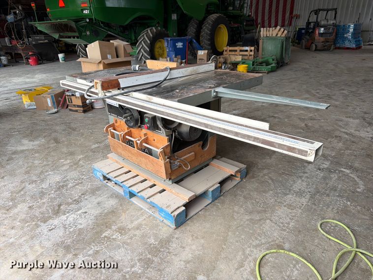 image for item FK3612 2002 Invicta Delta 36789 table saw
